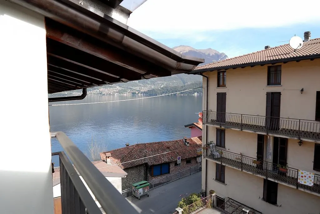 Daire La Mansarda Sul Lago Lezzeno