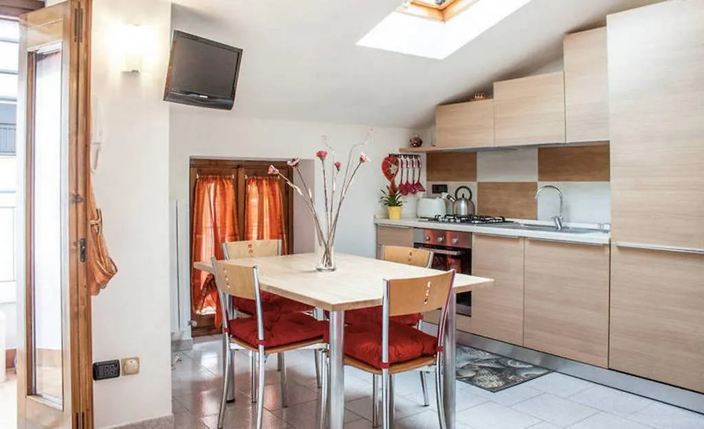 La Mansarda Sul Lago Lezzeno Appartement