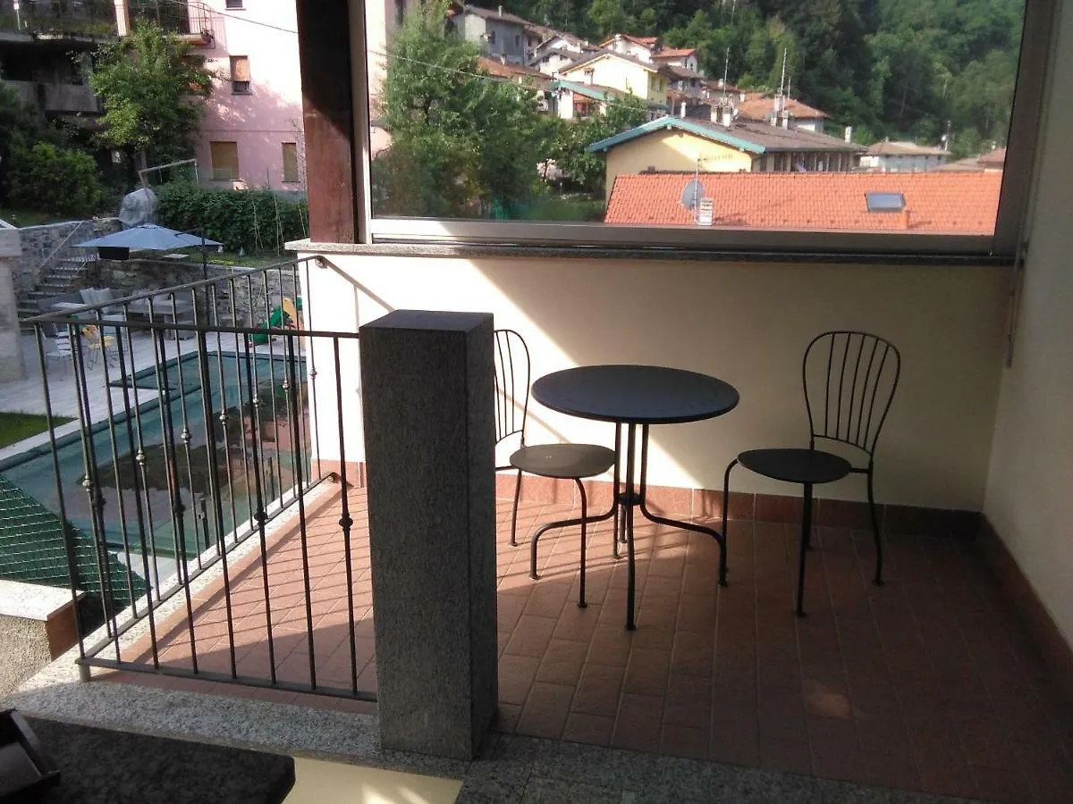 Appartement La Mansarda Sul Lago Lezzeno